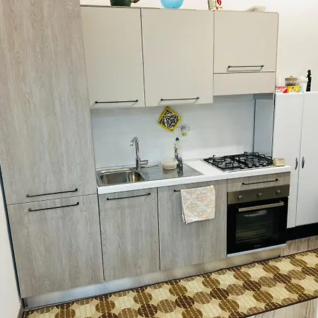 Chez Mame Wouly Nápoles